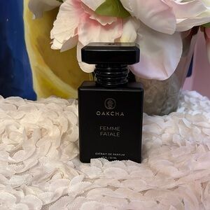 Oakcha Dupe perfume Femme Fatale